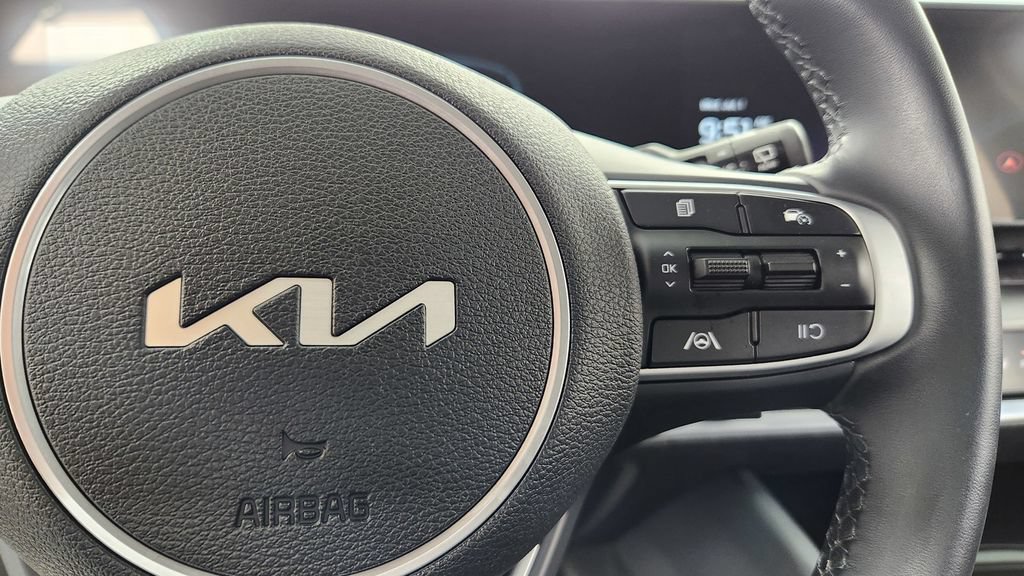 Used 2024 Kia Sportage EX AWD/4WD image 23