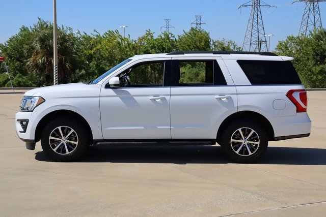 Used 2019 Ford Expedition XLT image 5
