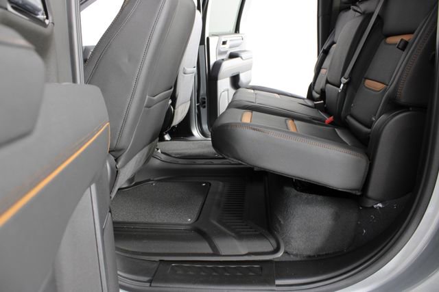New 2026 GMC Sierra 3500 AT4 w/ Technology Package AWD/4WD image 22