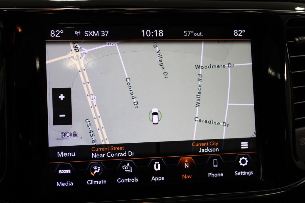 Used 2020 Jeep Grand Cherokee Altitude image 32