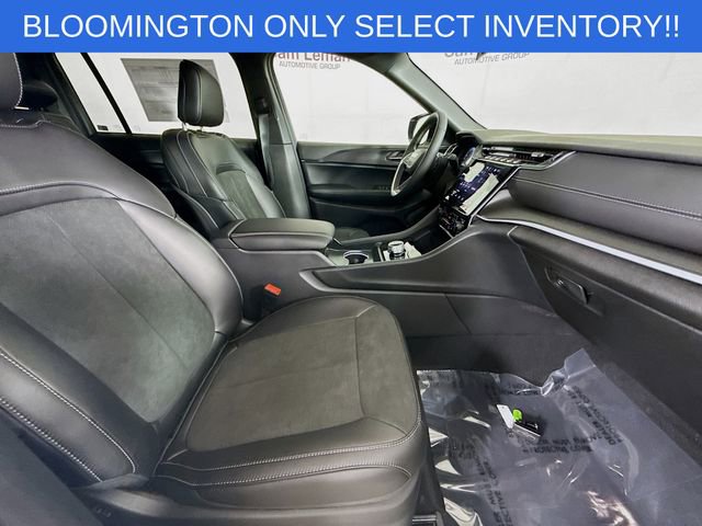 New 2025 Jeep Grand Cherokee L Laredo image 28