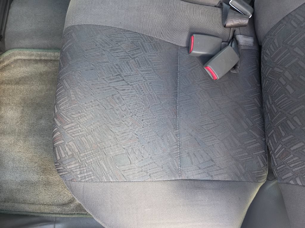 Used 2003 Isuzu Rodeo S RWD image 30