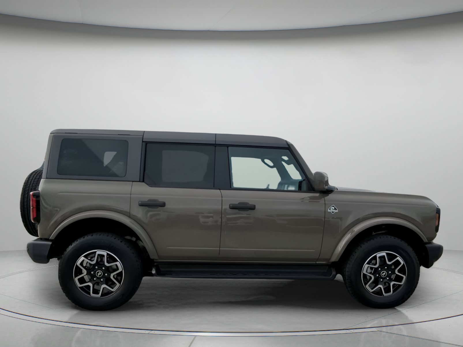 New 2026 Ford Bronco Outer Banks AWD/4WD image 35