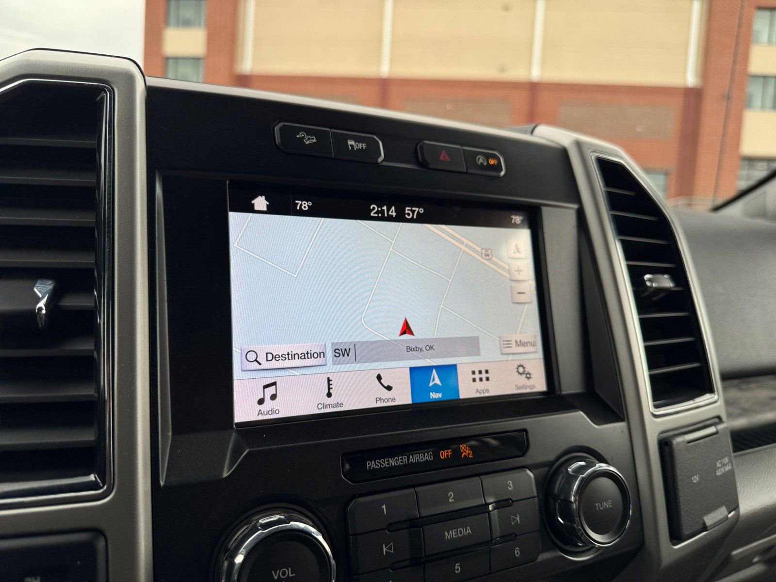 Certified 2019 Ford F150 Lariat image 27