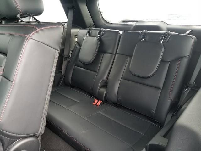 New 2026 Ford Explorer ST-Line w/ ST-Line Street Pack image 16