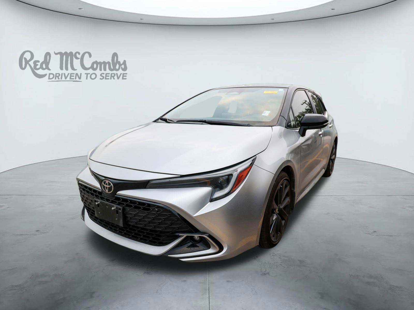 Used 2025 Toyota Corolla XSE FWD image 1
