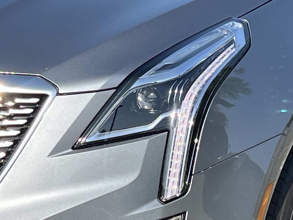 New 2026 Cadillac XT5 Premium Luxury w/ Driver Assist Package AWD/4WD image 9