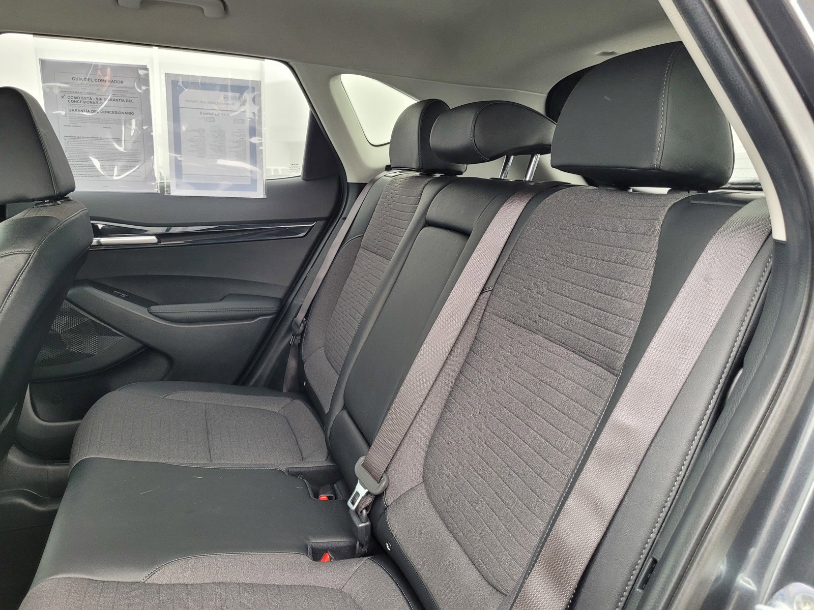 Used 2022 Kia Seltos S image 12