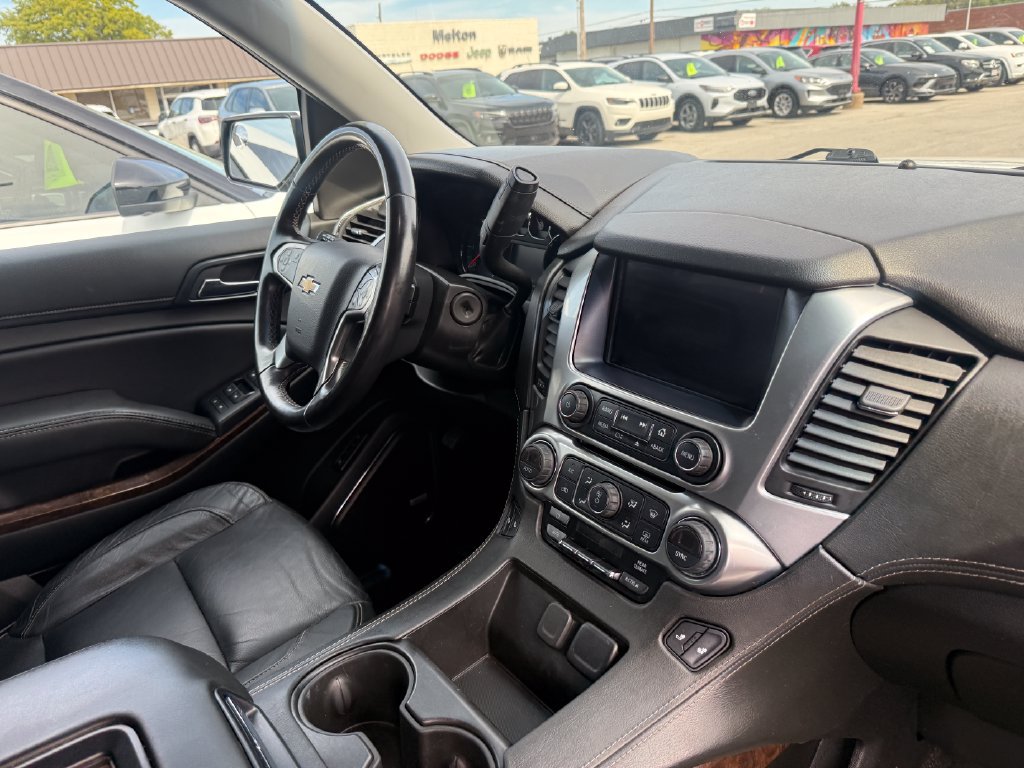 Used 2018 Chevrolet Suburban LT AWD/4WD image 45