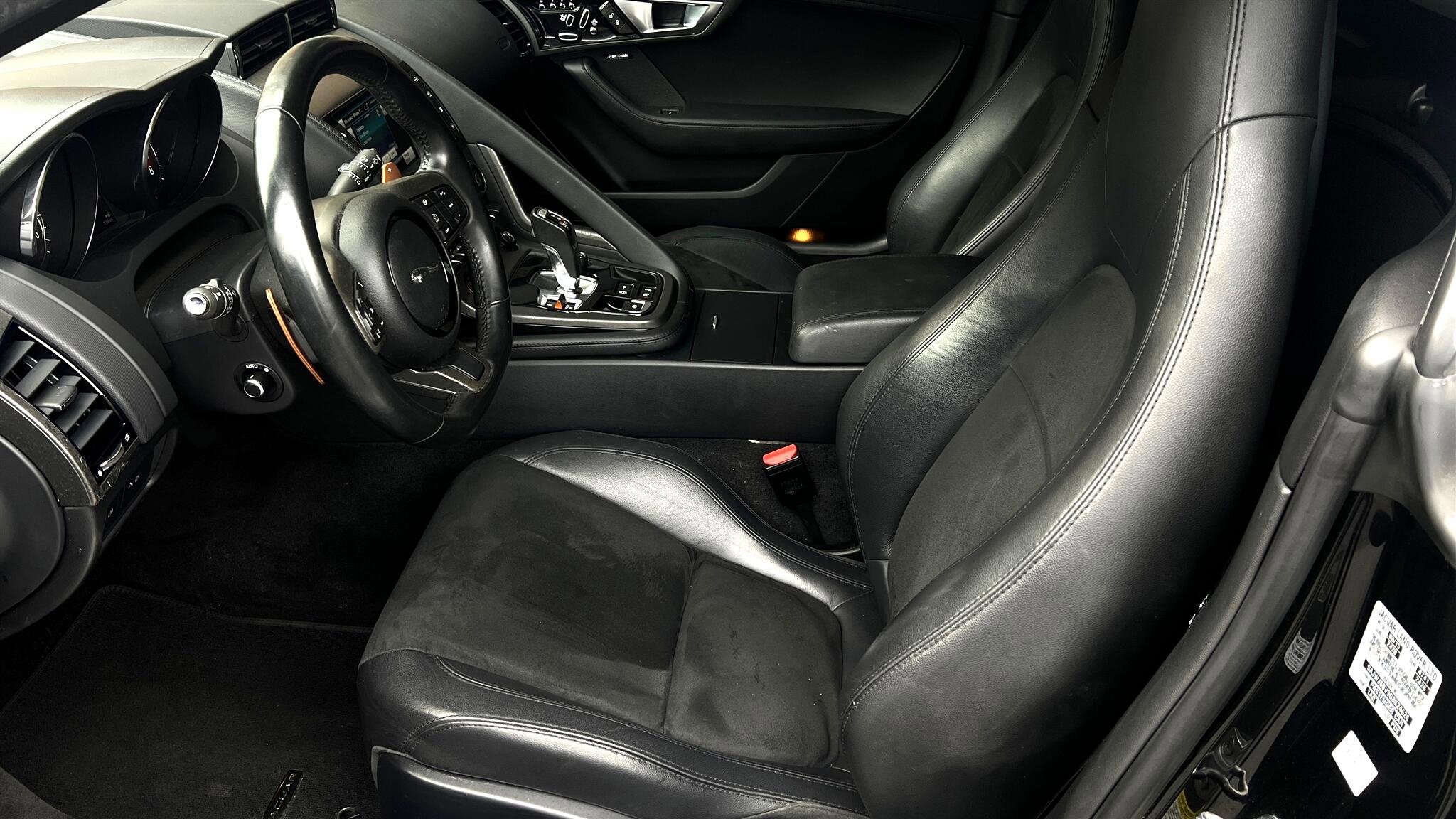 Used 2016 Jaguar F-TYPE S image 9