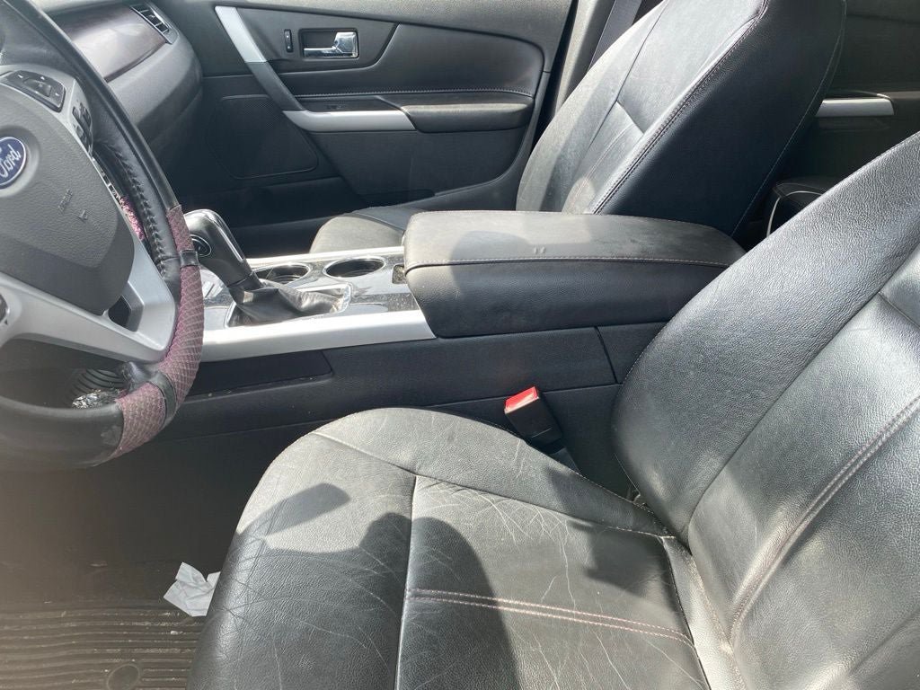 Used 2014 Ford Edge Limited w/ Equipment Group 302A AWD/4WD image 7
