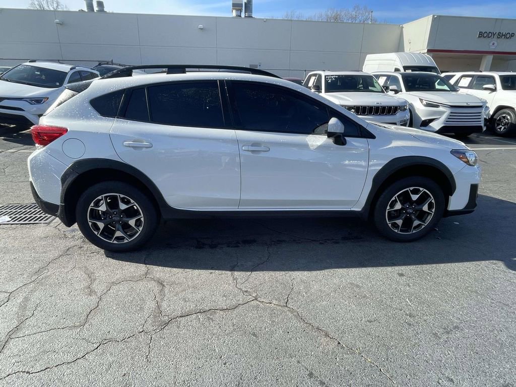 Used 2020 Subaru Crosstrek 2.0i Premium w/ Moonroof Package 2 image 12