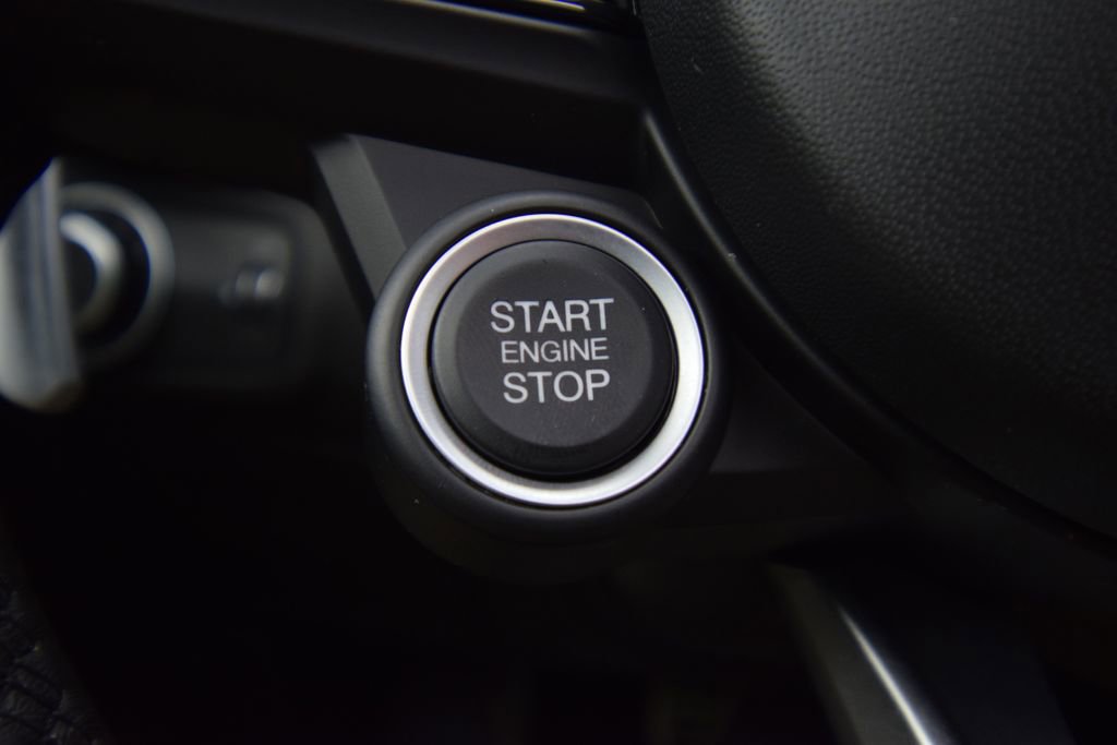 Used 2022 Alfa Romeo Giulia Veloce image 38