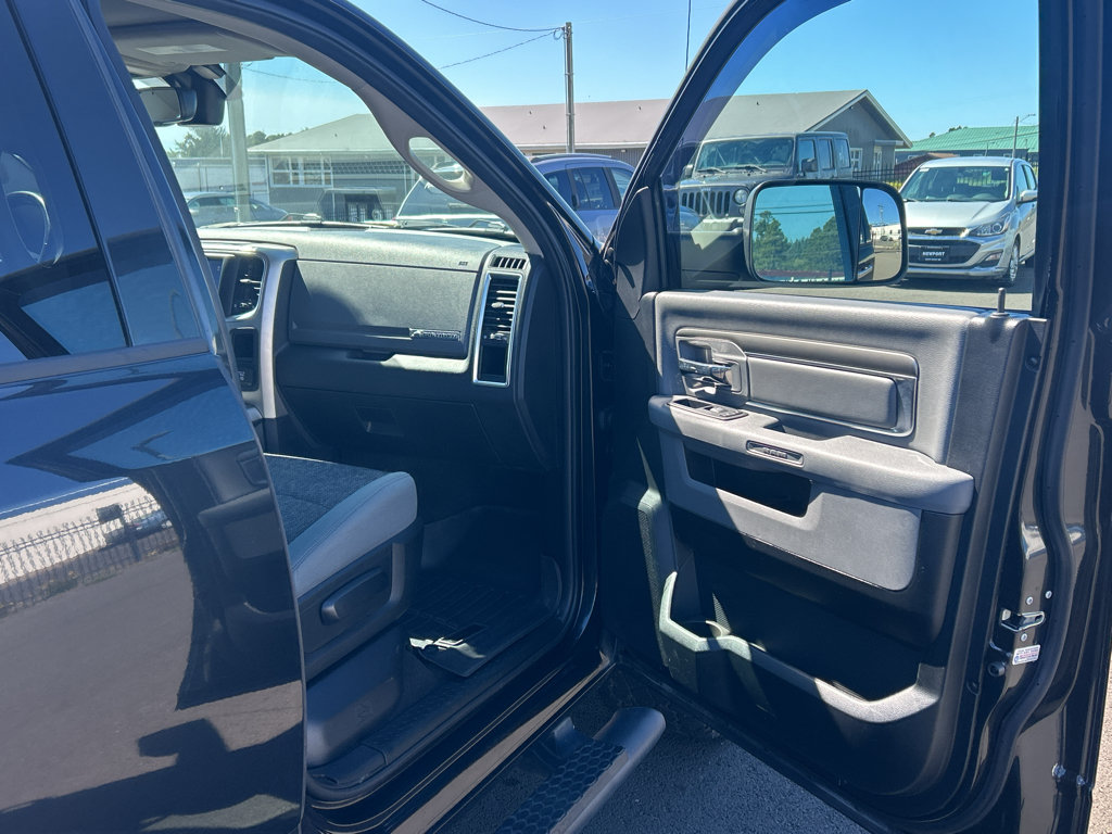 Used 2018 RAM 1500 Big Horn AWD/4WD image 27