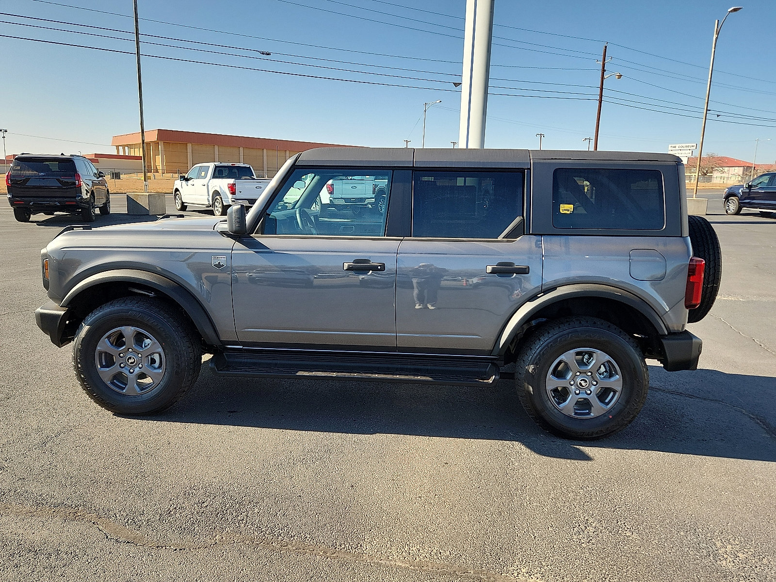 New 2025 Ford Bronco Big Bend AWD/4WD image 2