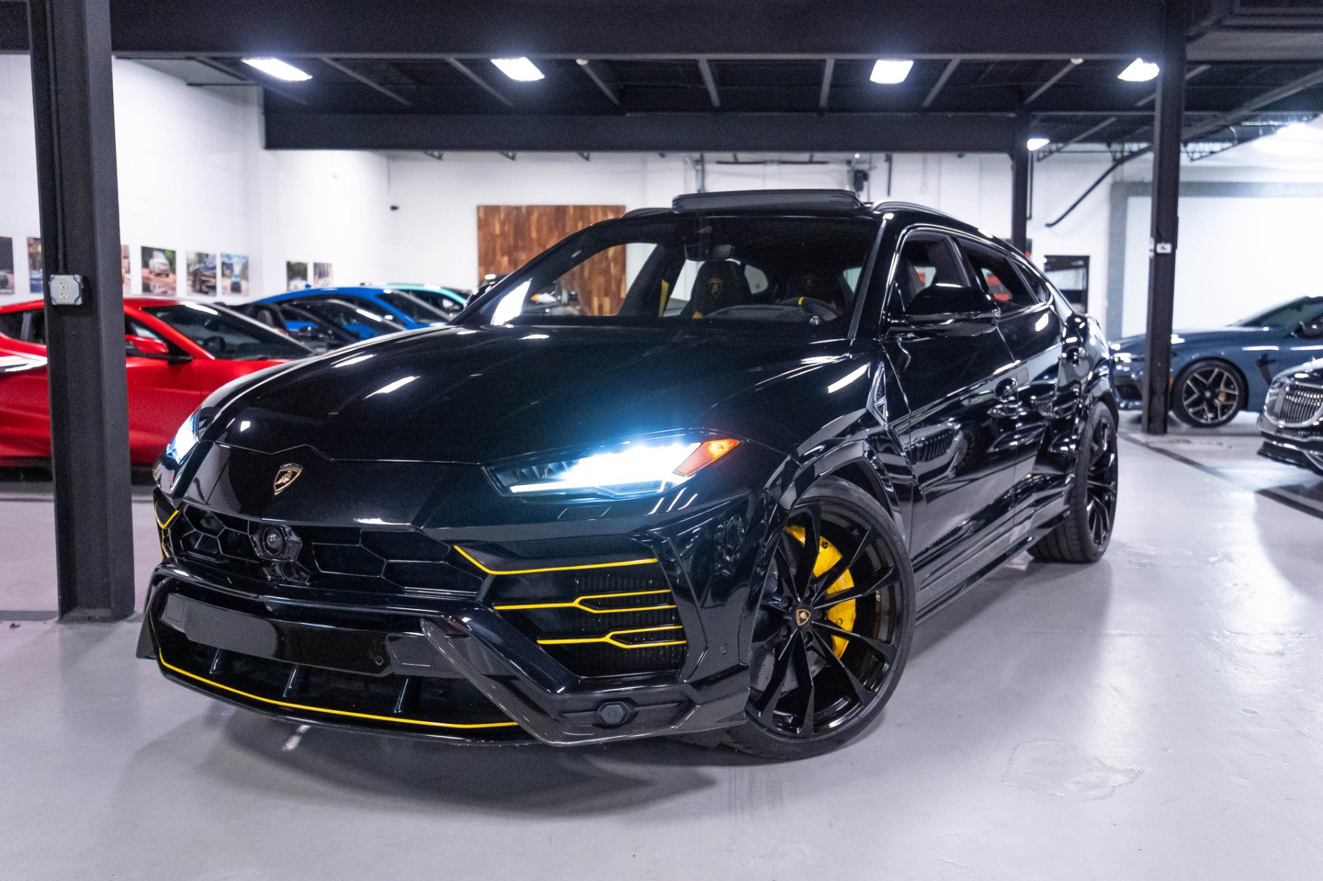 Used 2019 Lamborghini Urus AWD/4WD image 80