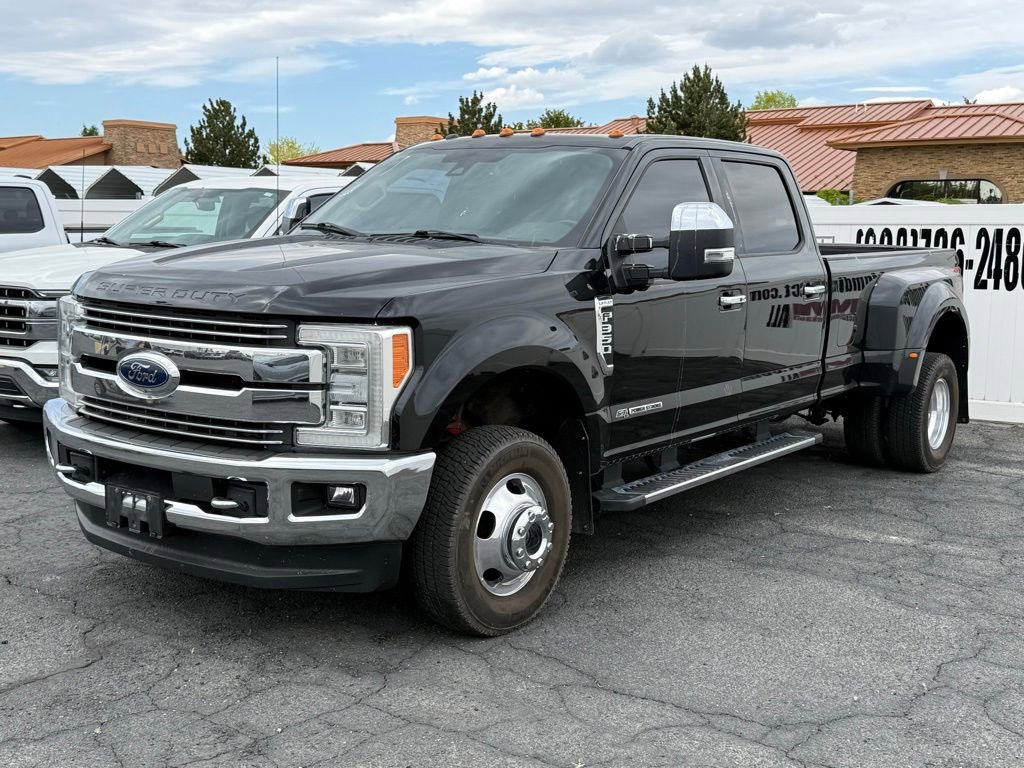 Used 2017 Ford F350 Lariat w/ Lariat Ultimate Package AWD/4WD image 3