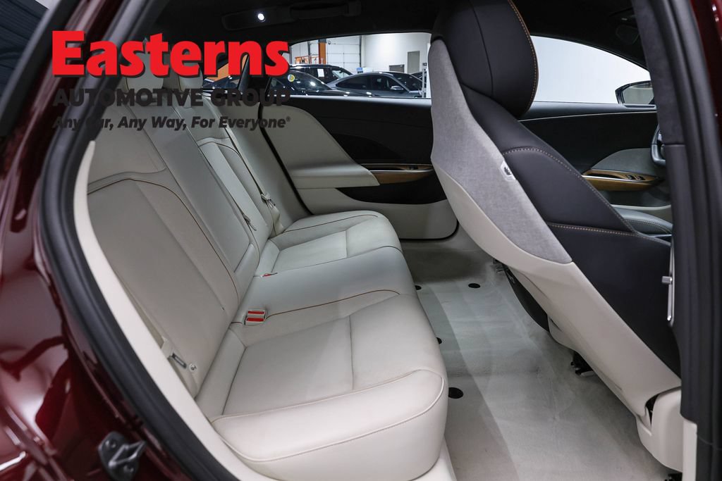 Used 2023 Lucid Air Touring AWD/4WD image 21