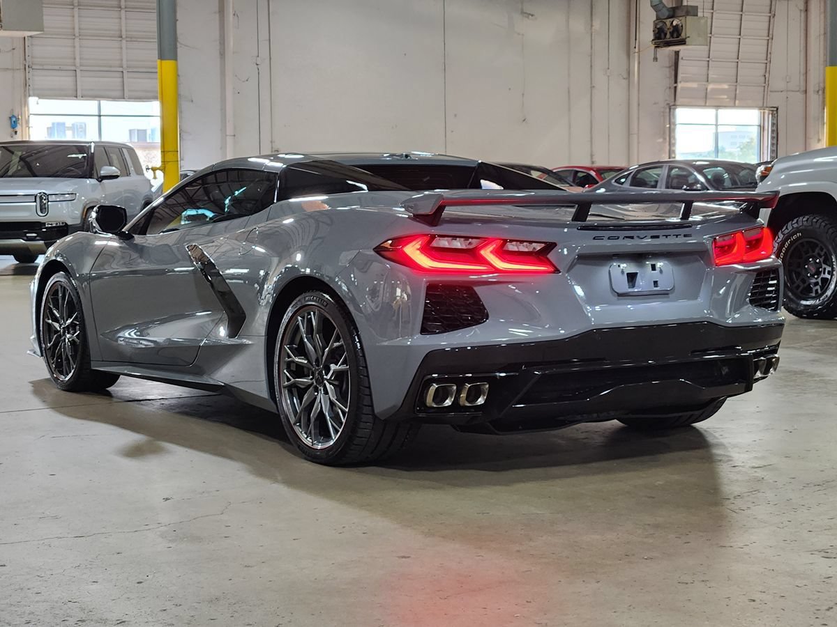 Used 2025 Chevrolet Corvette Stingray Preferred Conv w/ Z51 Performance Package RWD image 13