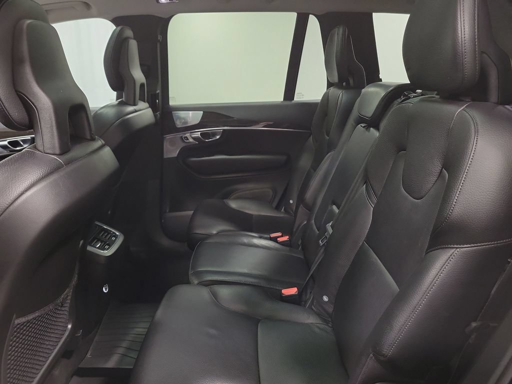 Used 2018 Volvo XC90 T6 Momentum w/ Convenience Package AWD/4WD image 24