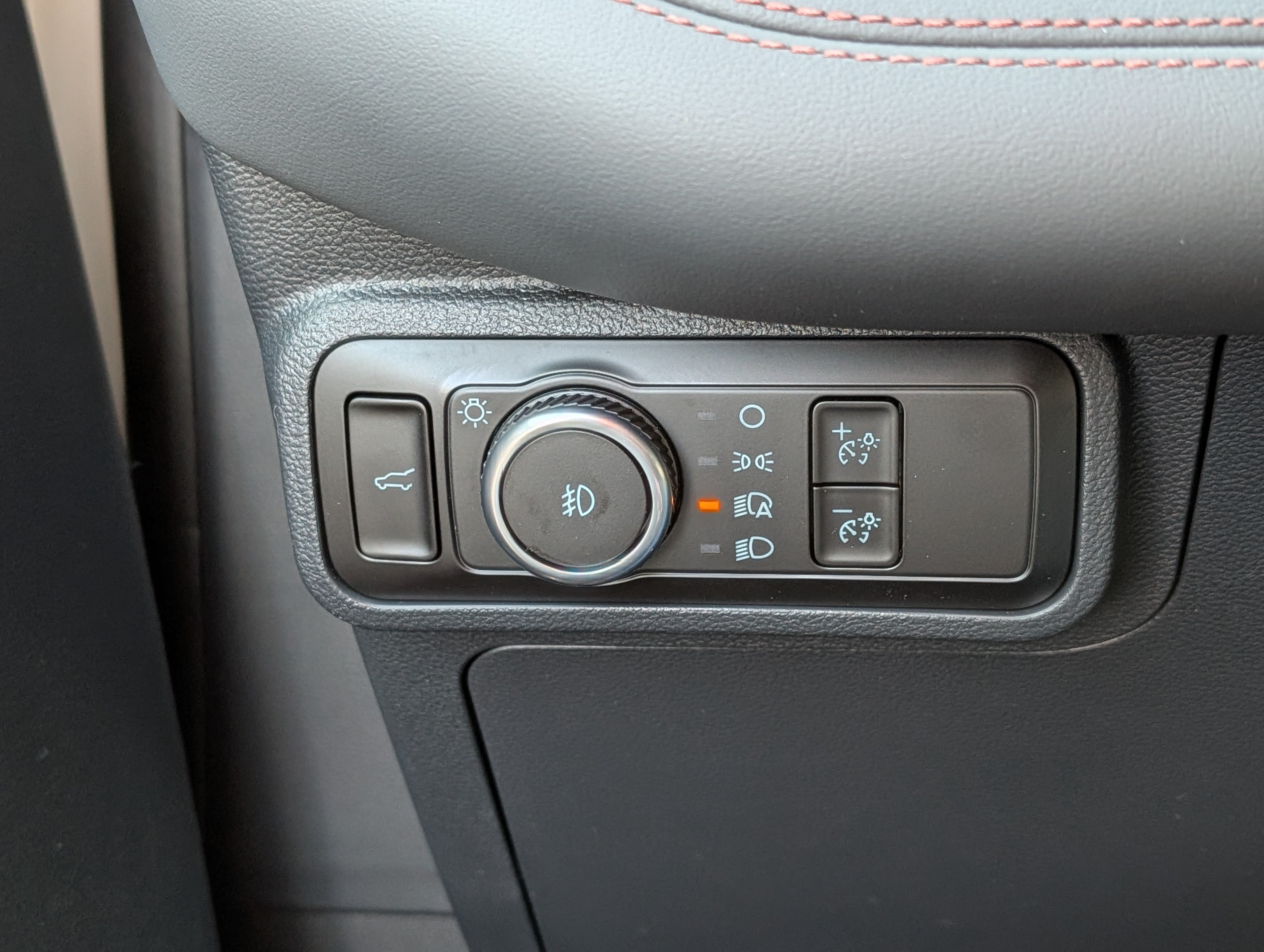 New 2026 Ford Explorer Active w/ Active Comfort Package AWD/4WD image 18