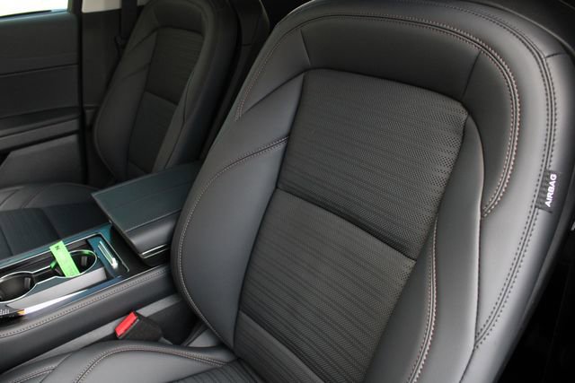 New 2026 Lincoln Nautilus Reserve AWD/4WD image 35