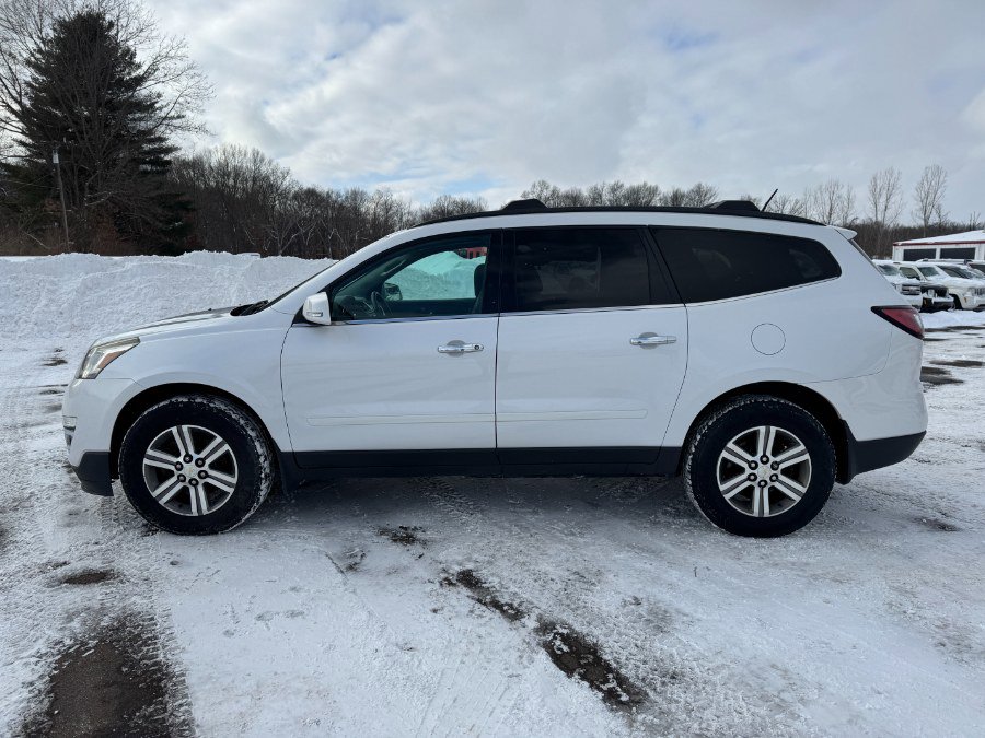 Used 2016 Chevrolet Traverse LT image 2