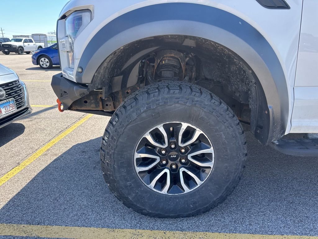 Used 2018 Ford F150 Raptor w/ Equipment Group 802A Luxury image 18