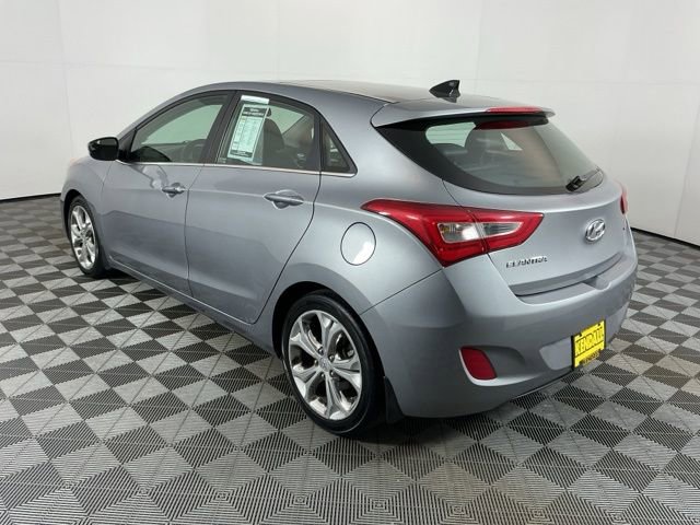 Used 2015 Hyundai Elantra GT w/ Option Group 03 FWD image 17