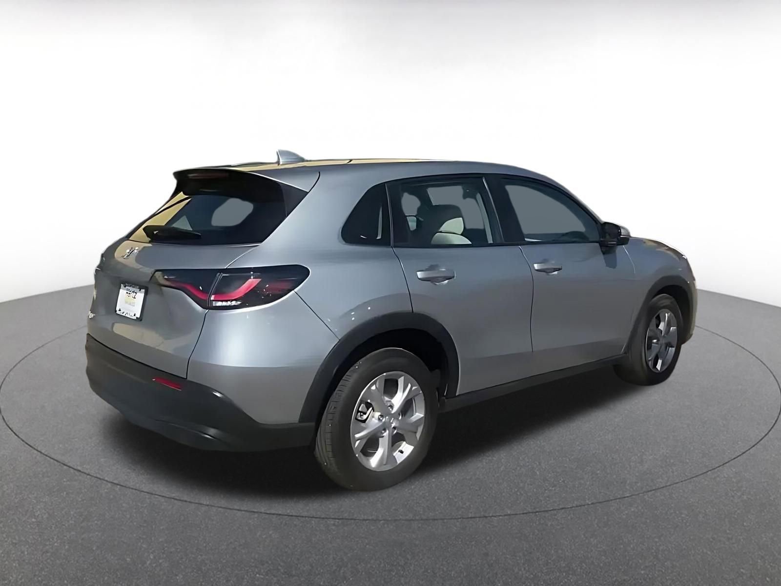 Used 2025 Honda HR-V LX image 14