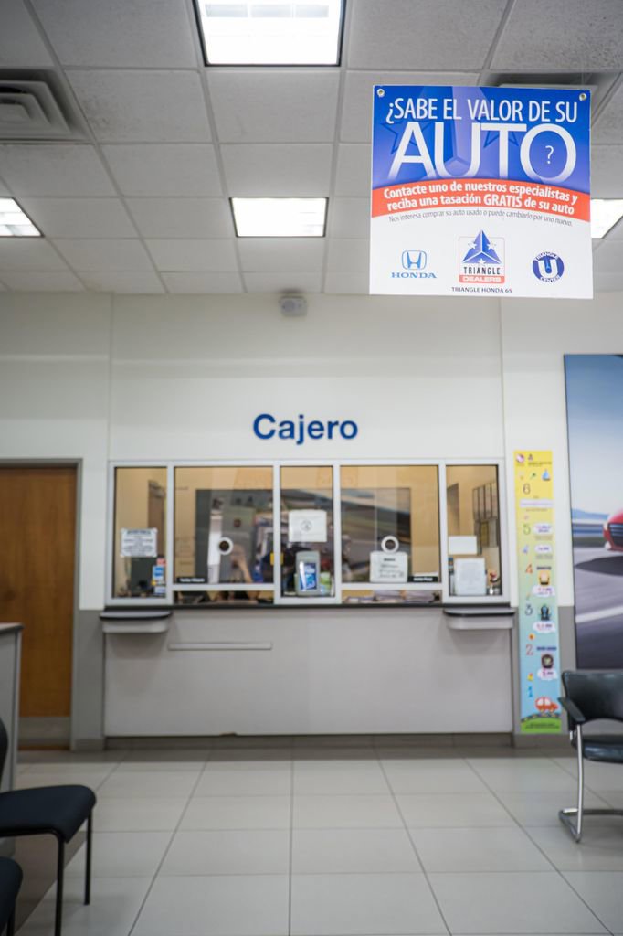 Used 2018 Honda CR-V LX image 19