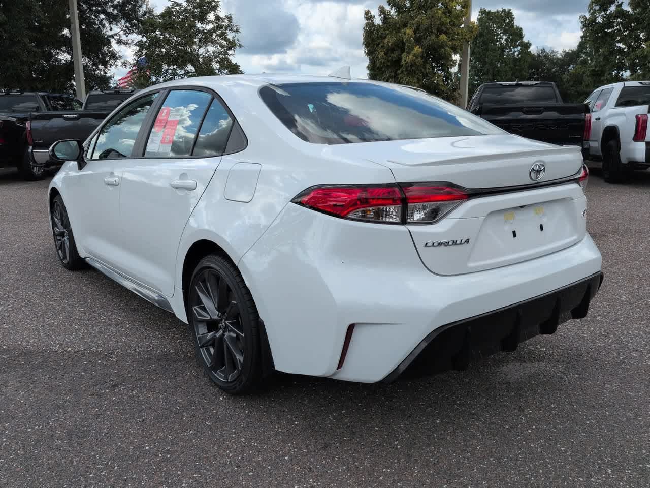 New 2027 Toyota Corolla SE FWD image 7