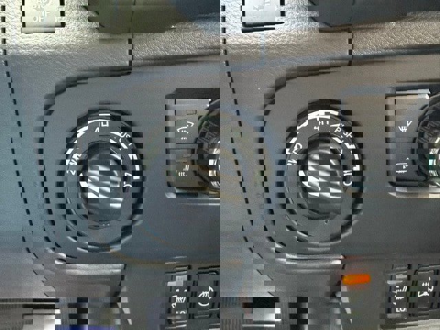 New 2026 Nissan Frontier SV w/ SV Convenience Package image 34