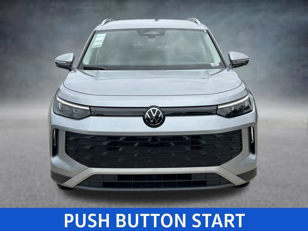 Certified 2025 Volkswagen Tiguan S FWD image 10