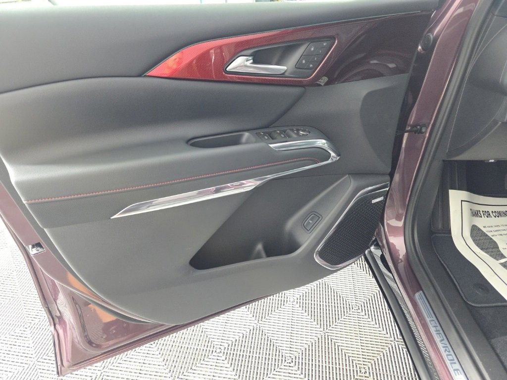 New 2026 Chevrolet Traverse RS image 12