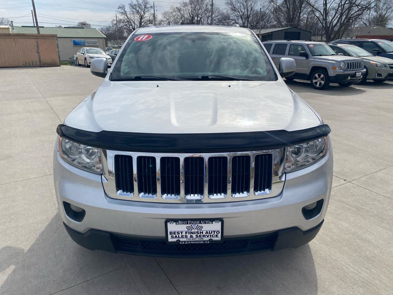 Used 2011 Jeep Grand Cherokee 70th Anniversary AWD/4WD image 3