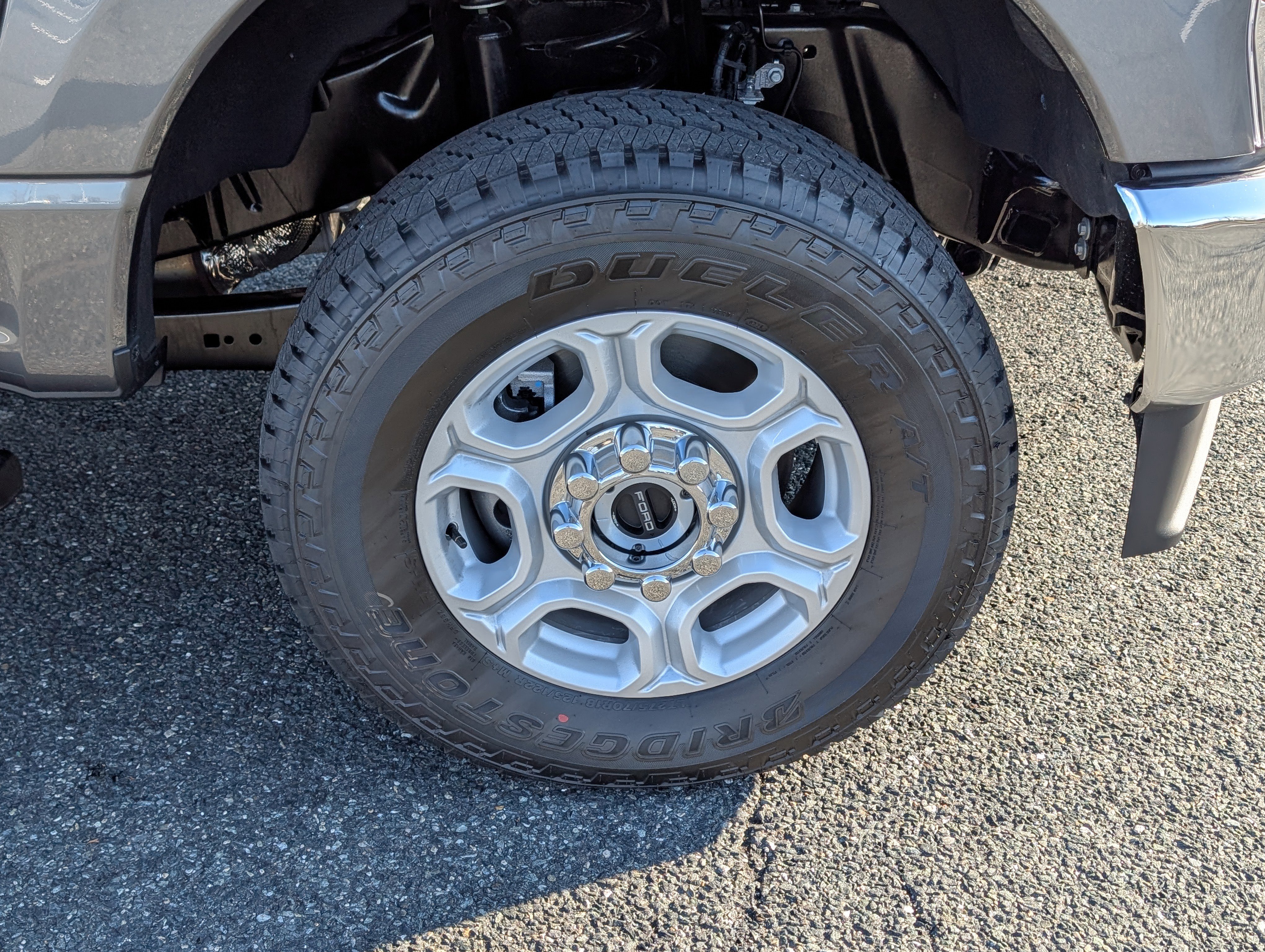 New 2026 Ford F250 XLT w/ FX4 Off-Road Package image 5