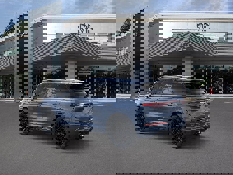 New 2026 Lincoln Corsair Reserve w/ Jet Appearance Package image 4