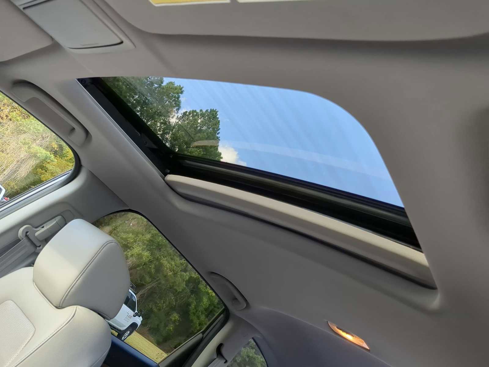 Used 2021 Honda CR-V EX-L image 22