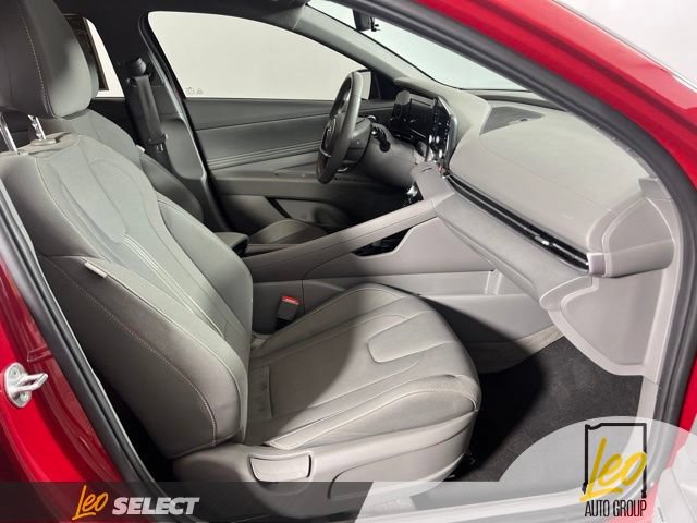 Used 2022 Hyundai Elantra SEL w/ Convenience + Premium Package FWD image 13