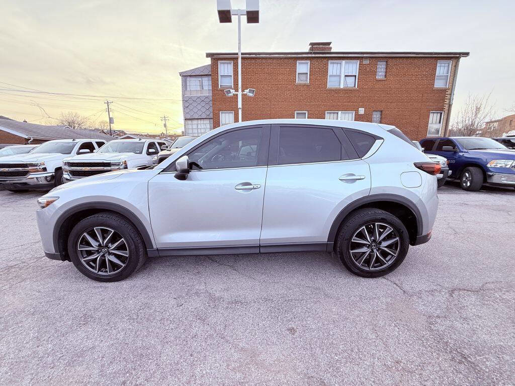 Used 2018 MAZDA CX-5 Touring AWD/4WD image 5