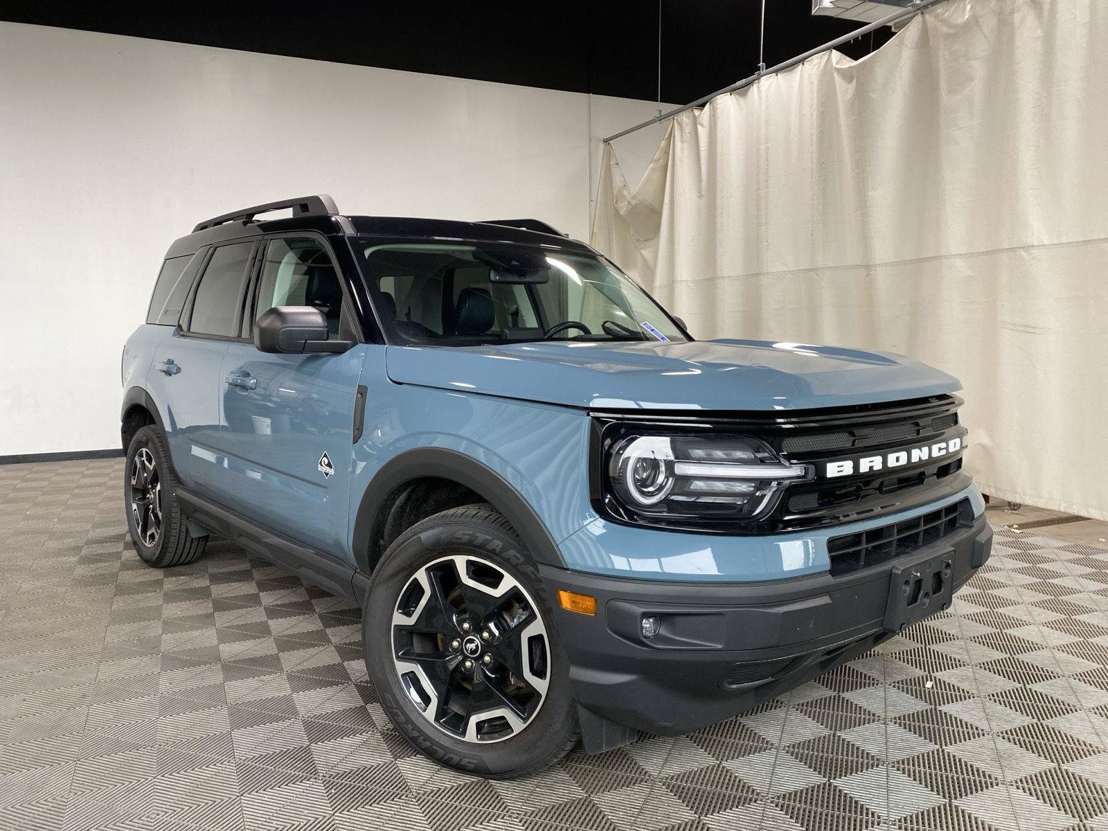 Used 2022 Ford Bronco Sport Outer Banks w/ Tech Package AWD/4WD image 1
