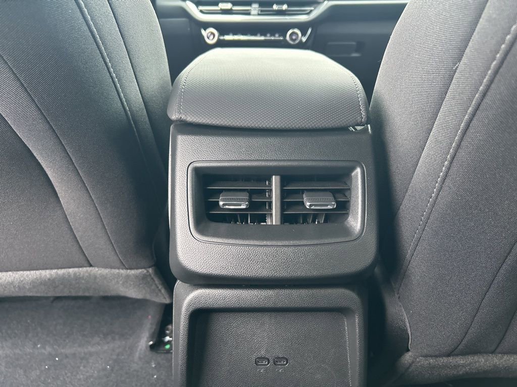 New 2026 Chevrolet Equinox EV LT image 23