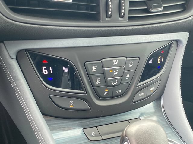 Used 2020 Buick Envision Essence FWD image 12