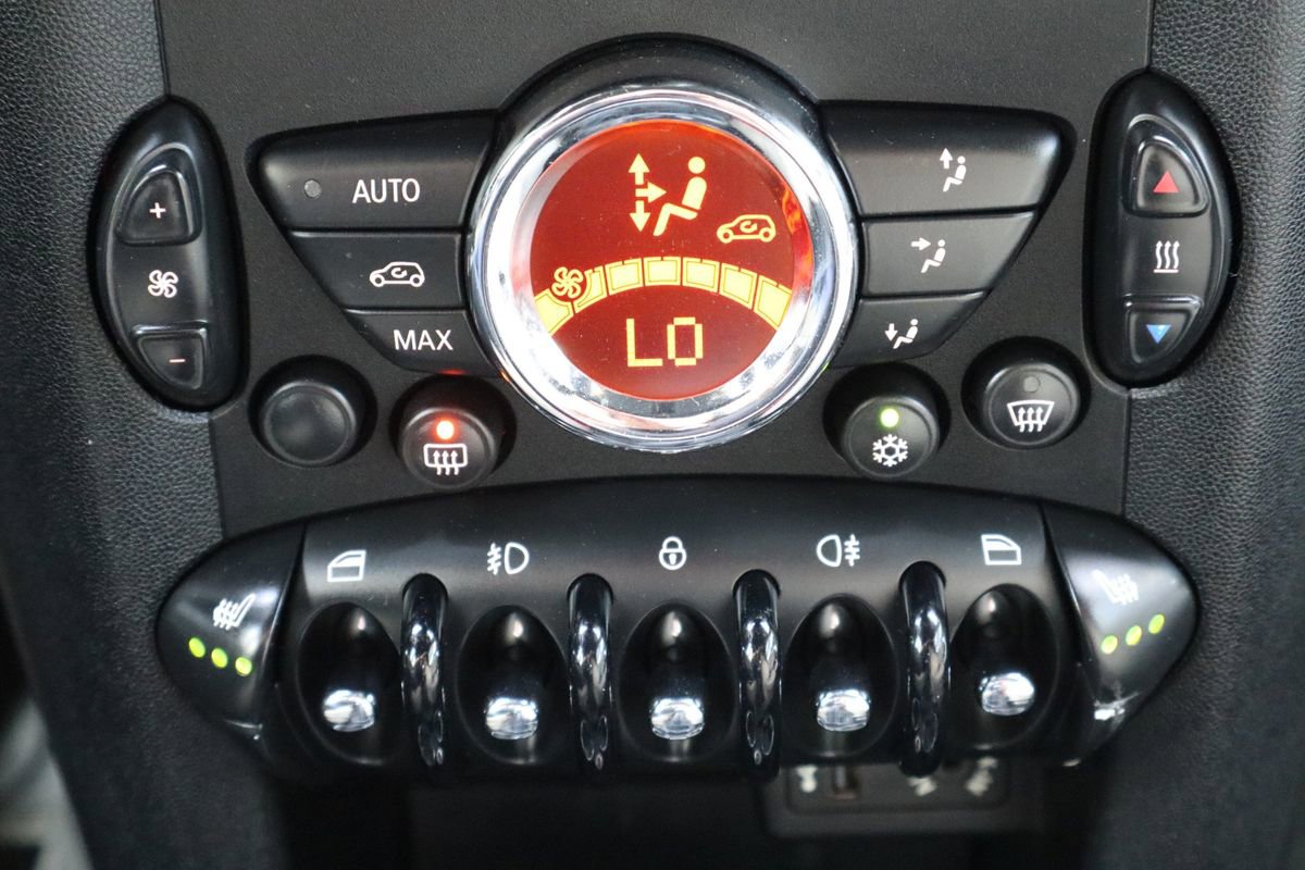 Used 2012 MINI Cooper Roadster S image 25