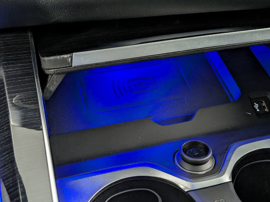 Used 2024 BMW X7 xDrive40i w/ Executive Package image 36