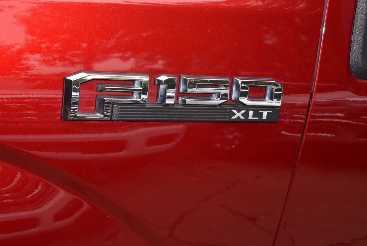 Used 2019 Ford F150 XLT w/ Equipment Group 302A Luxury AWD/4WD image 38