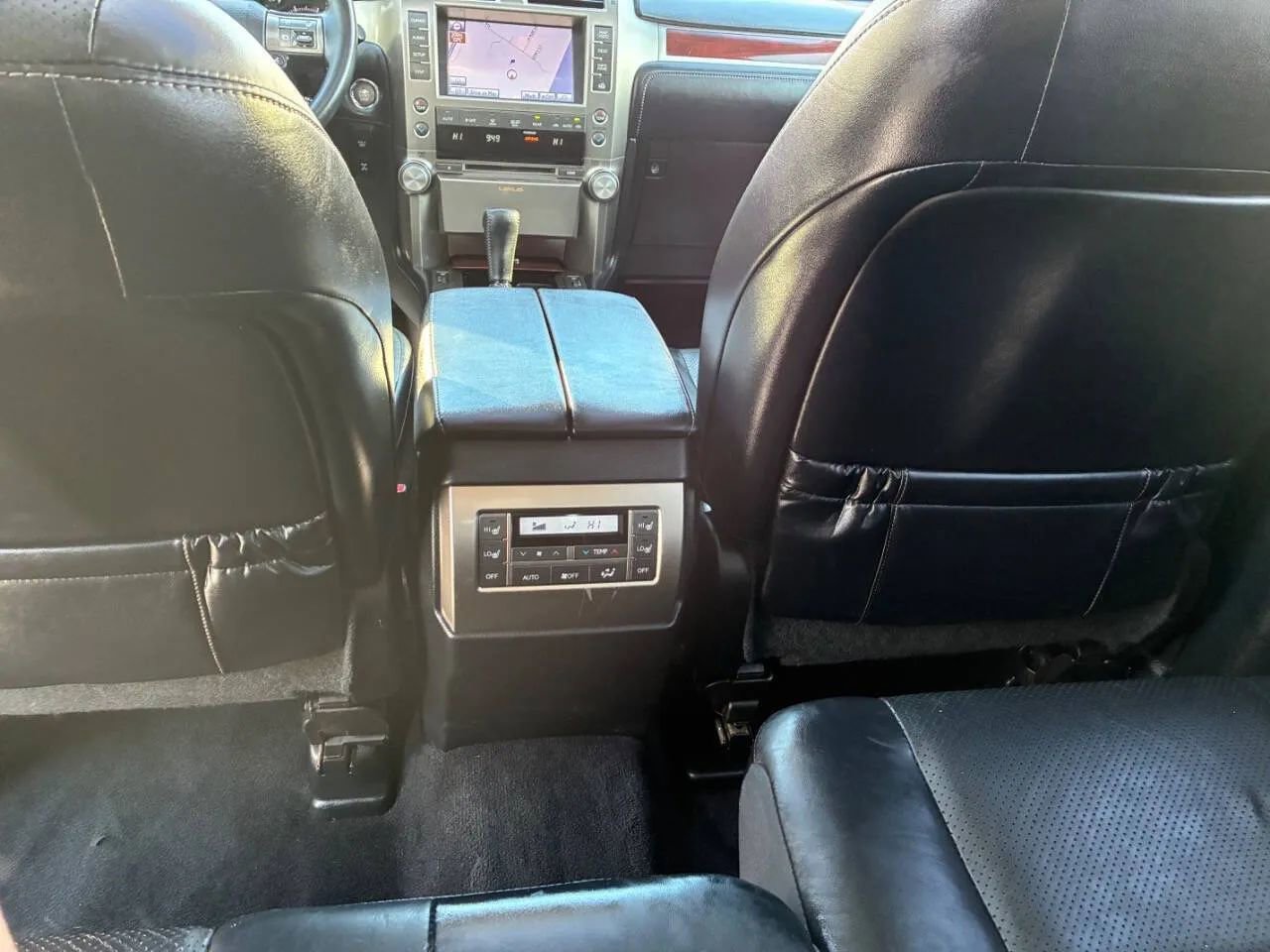 Used 2013 Lexus GX 460 w/ Comfort Plus Pkg image 24