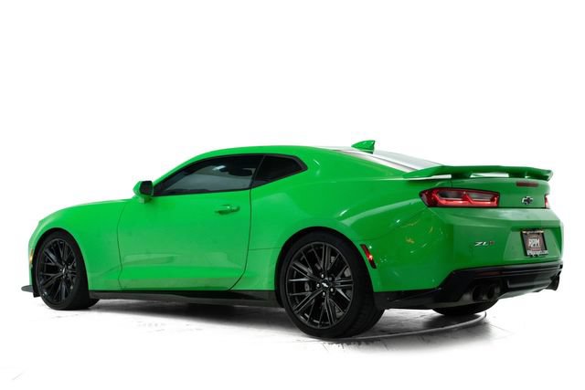 Used 2017 Chevrolet Camaro ZL1 RWD image 12