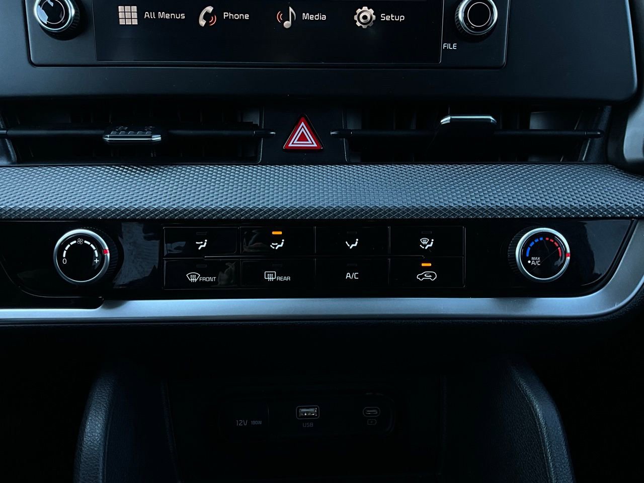 Used 2025 Kia Sportage LX image 25